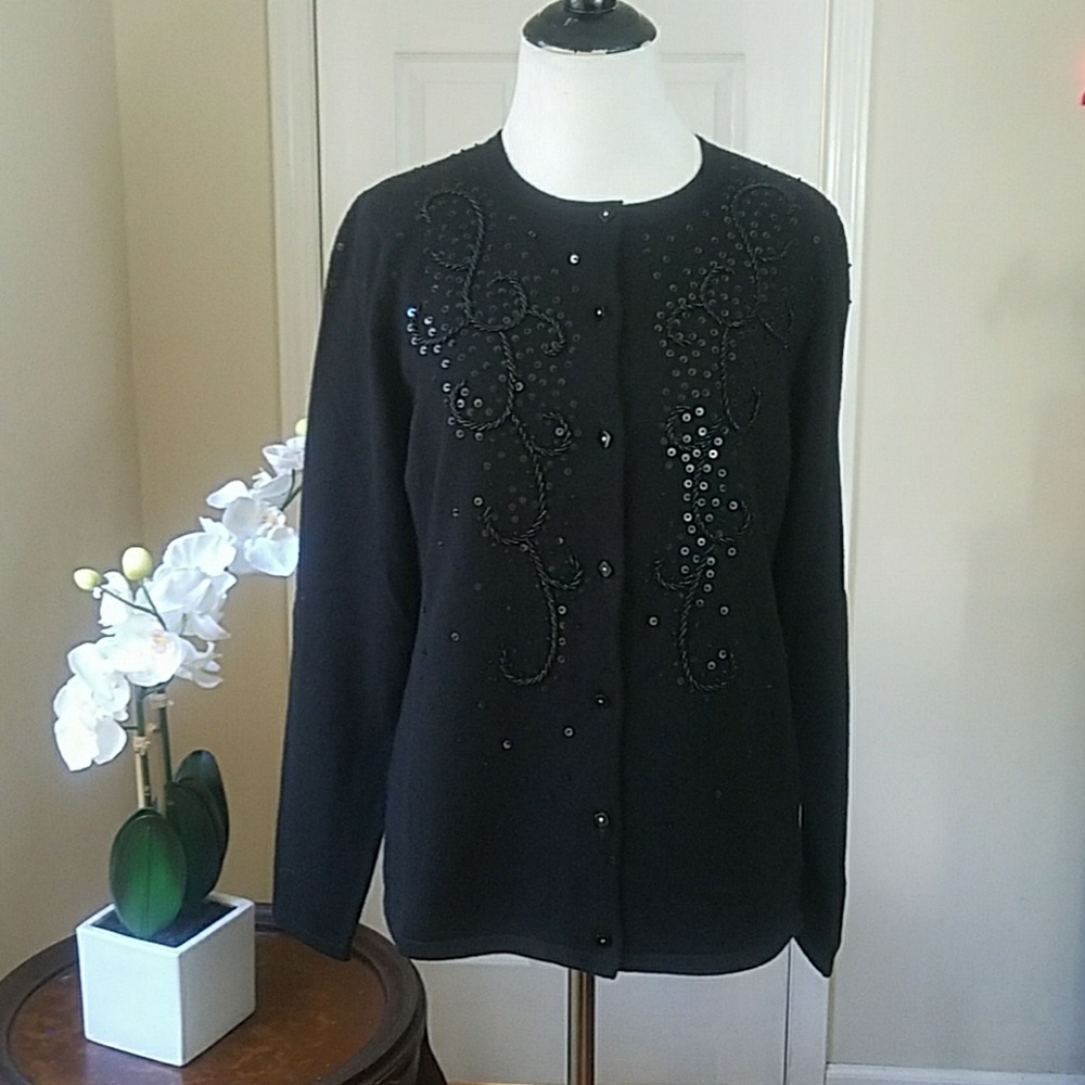 NWOT Pendleton Black Cardigan